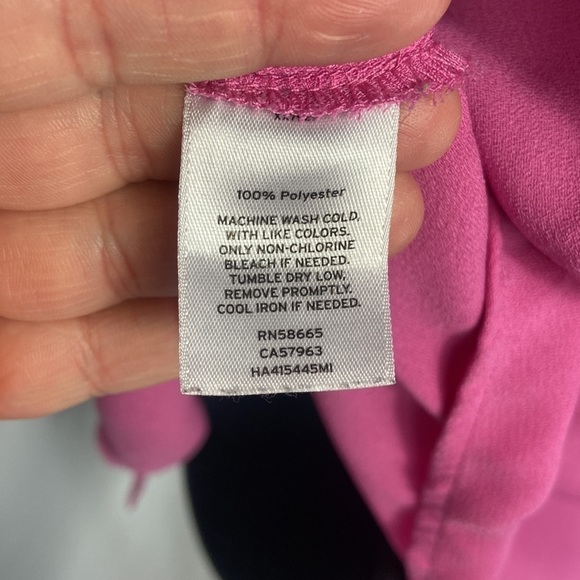 Halogen Sleeveless Wrap Front Peplum Pink Top - Picture 7 of 8